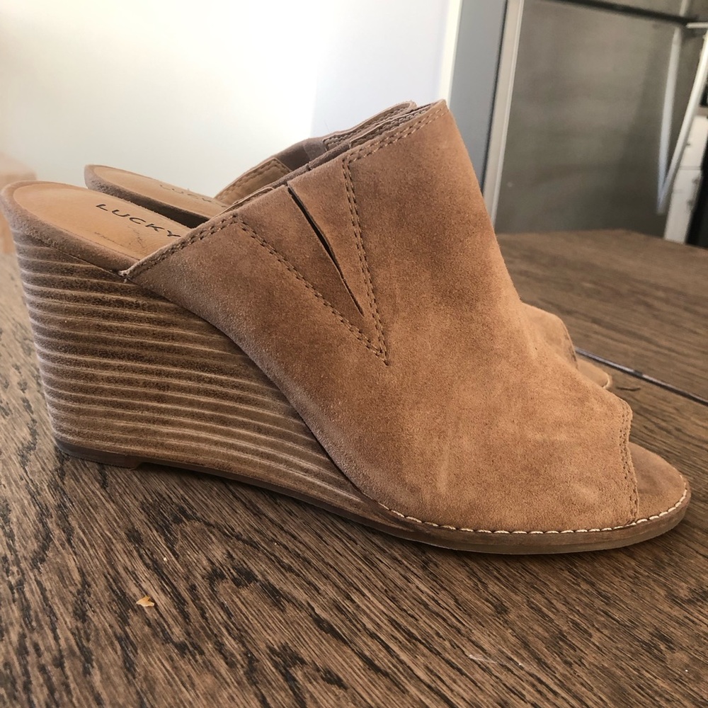 Lucky tan peep toe wedges